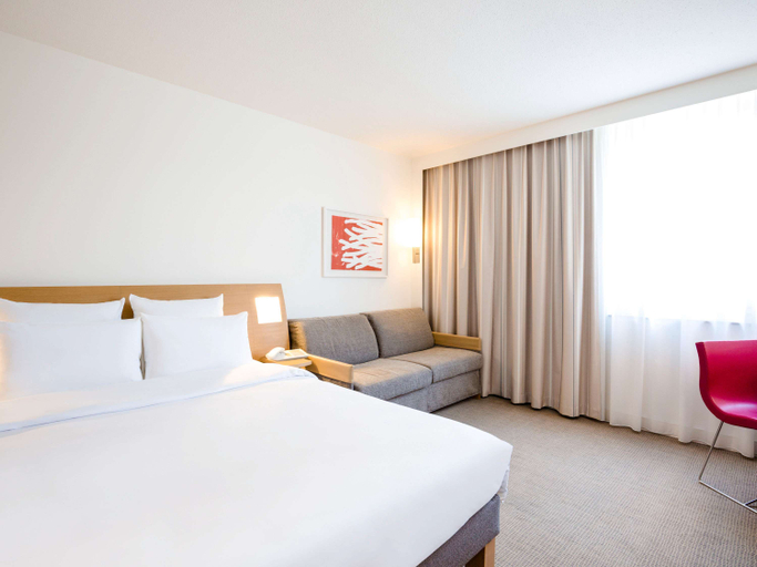 Bedroom 3, Novotel Metz Centre, Moselle