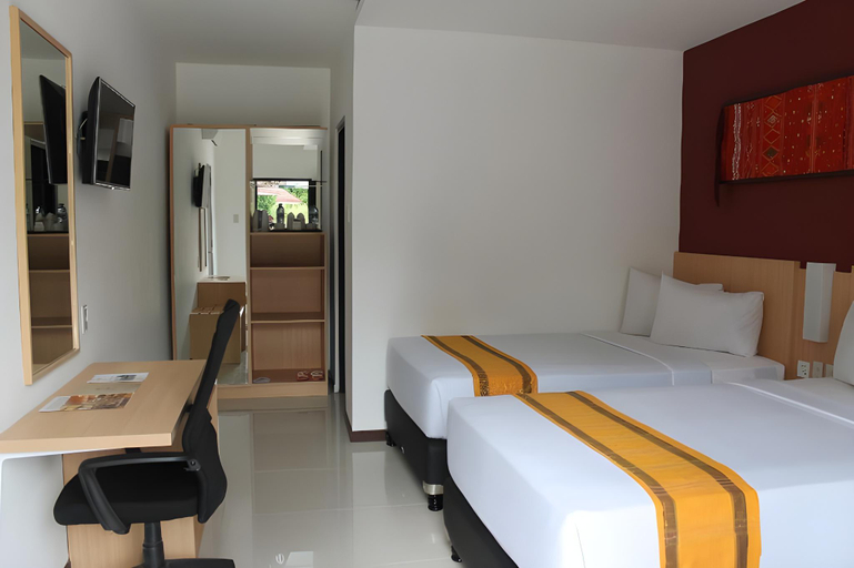 Bedroom 12