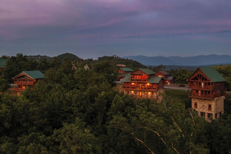 Exterior & Views 2, As Good As It Gets, Sevier