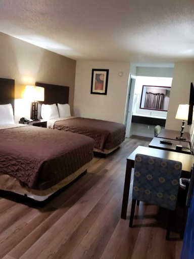 Bedroom 2, Relax Inn, Evans