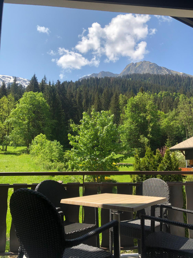 Others 4, Hotel la Kinkerne, Haute-Savoie