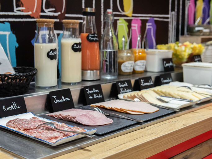Food & Drinks 4, ibis Lyon North, Rhône