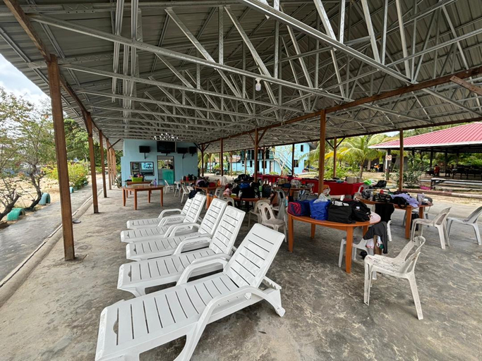 Food & Drinks 3, Labuan Rusukan Besar Resort, Labuan