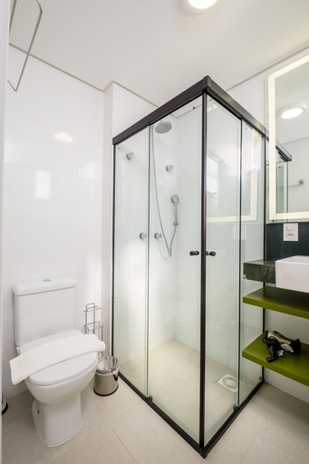 Bathroom 4, Beautiful and Modern Studio for Couples Stu309, Florianopolis