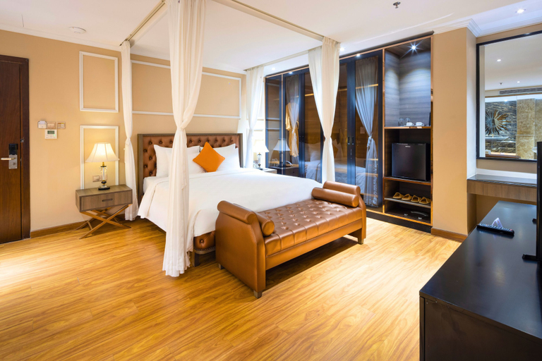 Bedroom 3, Winsuites Saigon Hotel, District 1