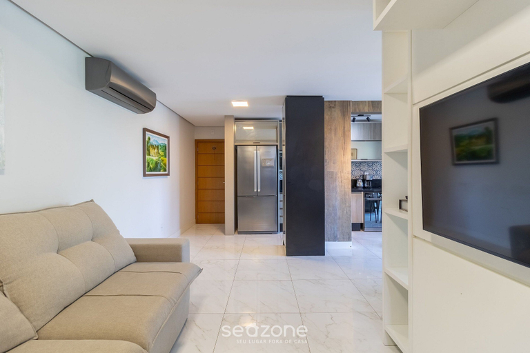 Living area, Apartment w/ BBQ 500m From the Beach Rlv0206, Florianopolis