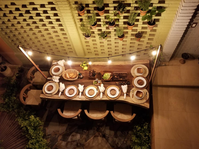 Food & Drinks 5, Hotel Bendita Luna, Dist. Pochutla