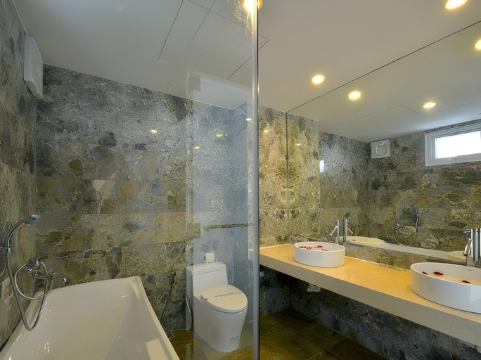 Bathroom 5, Hoi An Aurora Riverside Hotel & Spa, Da Nang