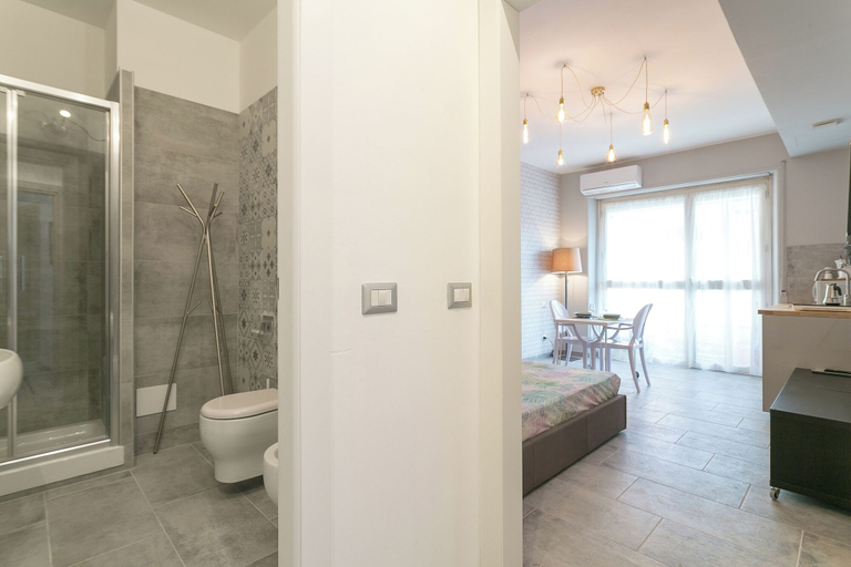 Bathroom 4, 2 Studios Combined - Milano Centrale, Milano