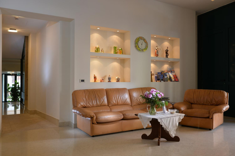 Public Area 2, Hotel Siena, Verona