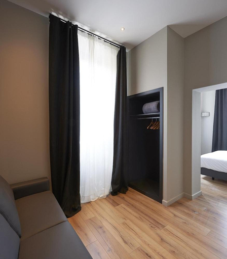 Others 5, Hotel Parada Puigcerda, Girona