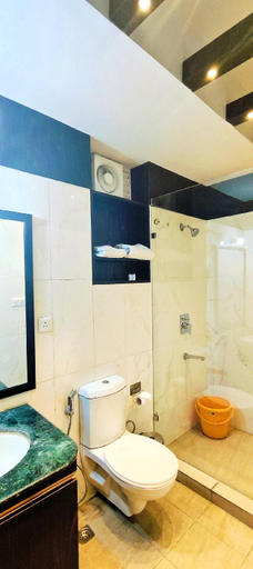 Bathroom 3, The Grace Residency, Lucknow