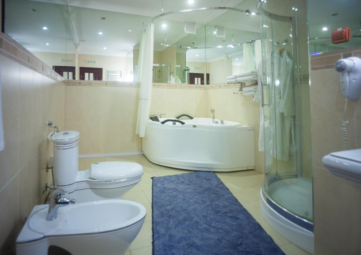 Bathroom 4, Faraon Hotel Kiev-NEW, Pechers'kyi