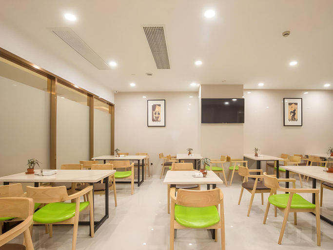 Food & Drinks 5, GreenTree Inn Hefei Binhu District Hangzhou Road Expressway Times Square, Hefei