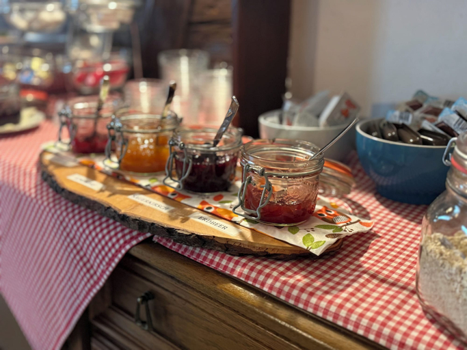 Breakfast buffet 5, Pension Schihütte, Oberallgäu