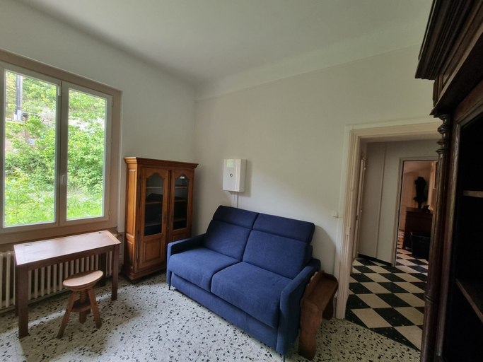 Bedroom 2, Merlin Cottage, Seine-et-Marne