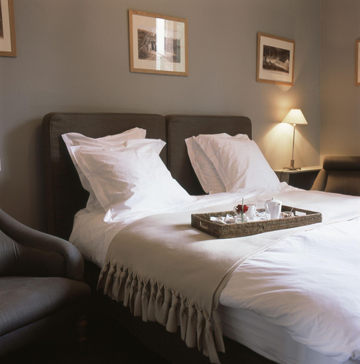 Bedroom 3, Hotel de La Licorne & Spa Nuxe, Eure