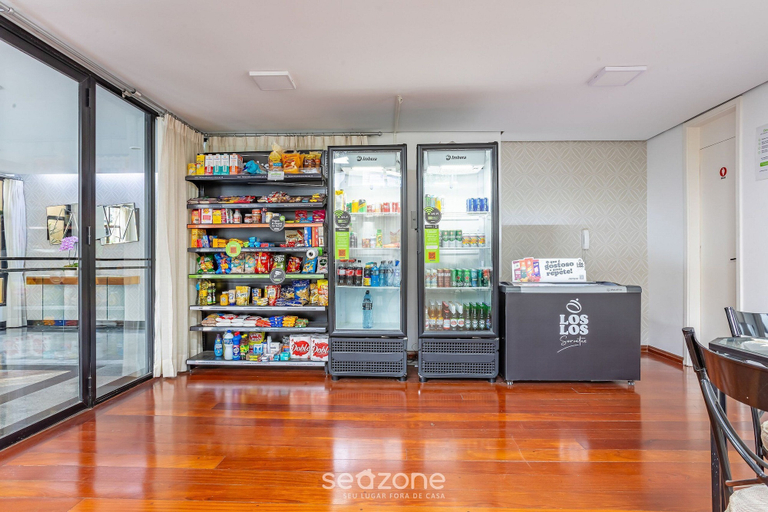 Food & Drinks, 1 Bedroom Apartment with pool 600m from Moema/SP metro station NPZ093, São Paulo
