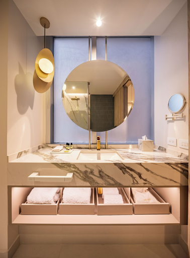 Bathroom 5, Le Parc Hotel, Beyond Stars, Quito