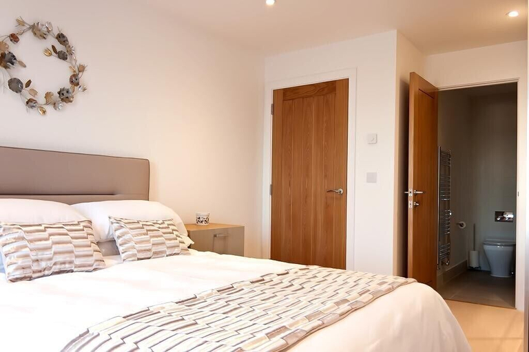 Bedroom 3, 2 Bed - Leeward House by Pureserviced, Plymouth