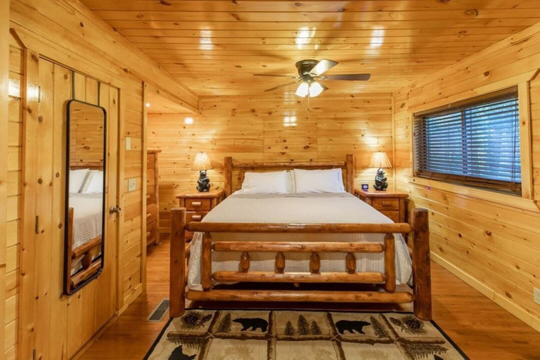 Bedroom 3, Laurel Manor, Sevier