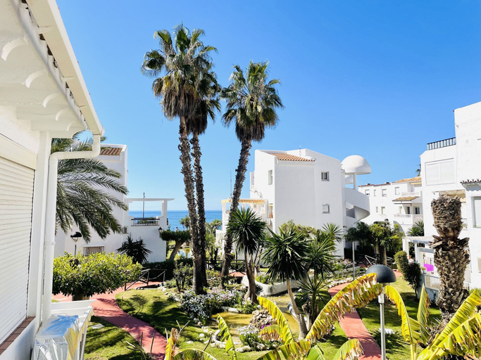 Exterior & Views 2, Apartamento Laguna Beach by At Home Costa del Sol, Málaga