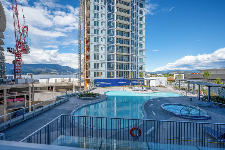 Sport & Beauty 5, AQUA Corner Unit w Amazing View 614, Central Okanagan