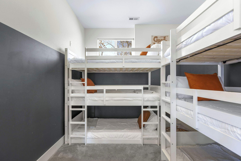 Others 5, Big Bear Bungalow Stay on Ozark Waterfront, Camden