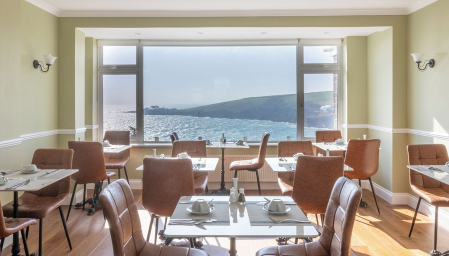 Food & Drinks 5, Mevagissey Bay Hotel, Cornwall