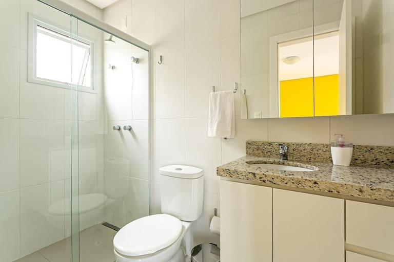 Bathroom 4, Apto 2Q e churrasq. 800m da praia de Jurerê SGA202, Florianopolis