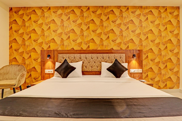 Bedroom 2, Hotel Heera Grand, Lucknow