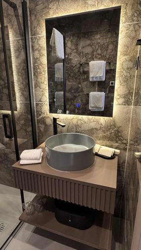 Bathroom 4, Hotel Aquarius, Dubrovnik