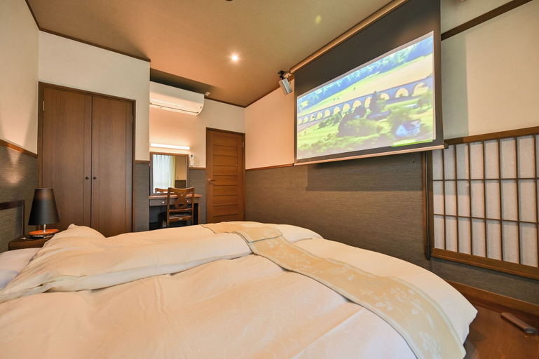 Bedroom 4, Kaze no Tani no Iori, Kōta