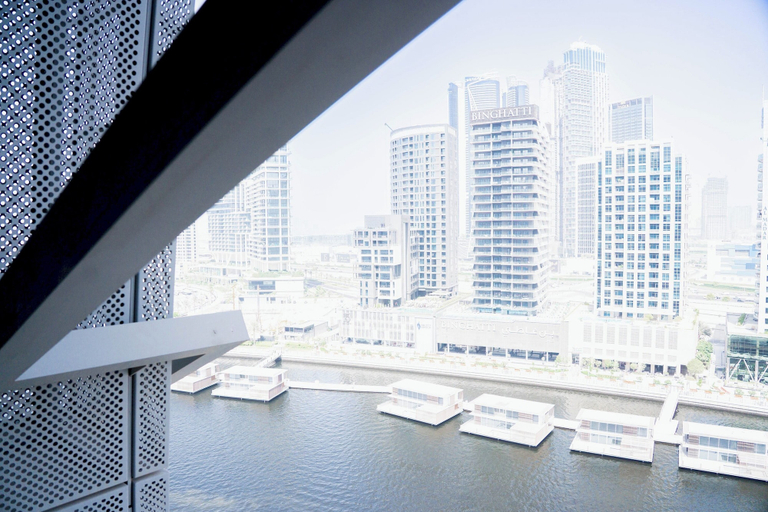 Interior 3, Luxury Studio Rooftop Pool & Gym Access, Dubai