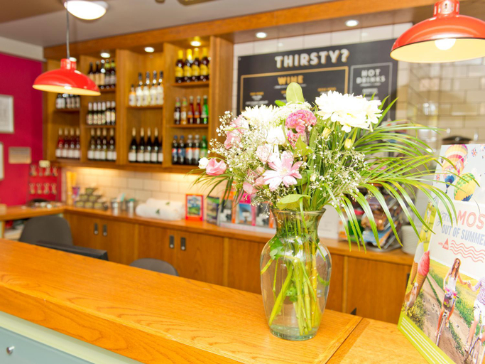 Food & Drinks 5, Hostel YHA Malham, North Yorkshire