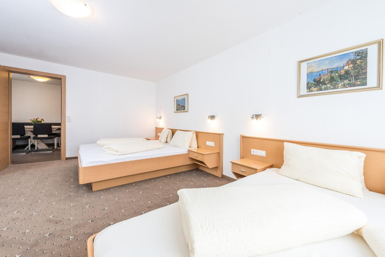 Room 2, Appartements Sulzer - TOP 15, Zell am See