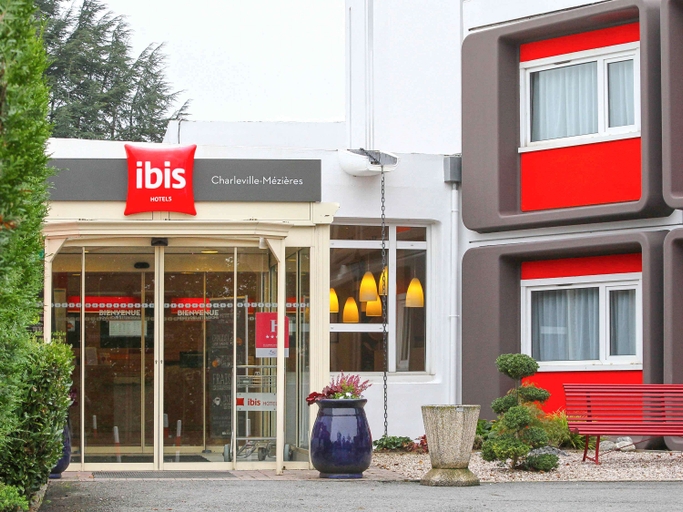 Exterior & Views 1, ibis Charleville-Mézières, Ardennes