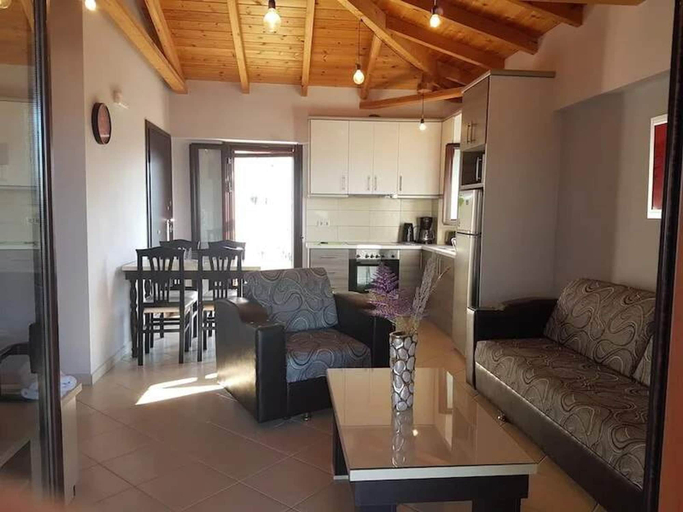 Room 4, Villa Orestis - Stoupa Seaview Gem, Peloponnese