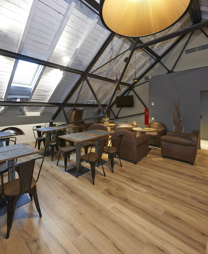 Others 5, Hotel Parada Puigcerda, Girona