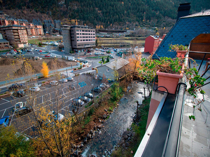 View 4, Hotel Pere D'Urg 3000