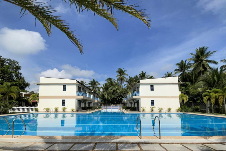 Private pool 4, Green Nature Resort and Leisure Park, Nagcarlan