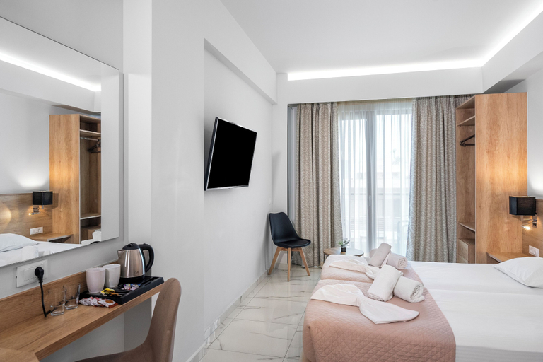 Bedroom 3, Marvel Deluxe Rooms, Crete