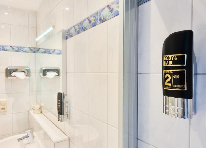 Bathroom, Hotel Landhaus Waldesruh, Freudenstadt