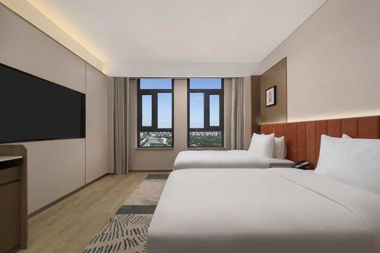 Bedroom 3, Hilton Garden Inn Zhongwei Shapotou, Zhongwei