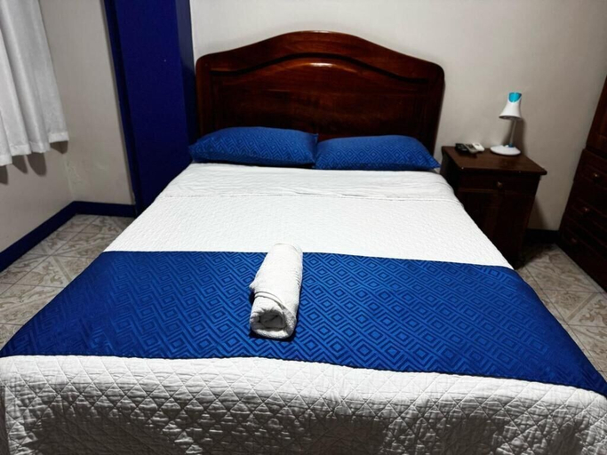 Bedroom 3, Hostal León Dormido, San Cristóbal