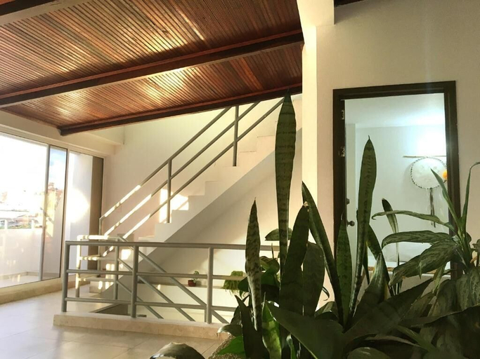 Others 5, Riviera Plaza, Bucaramanga