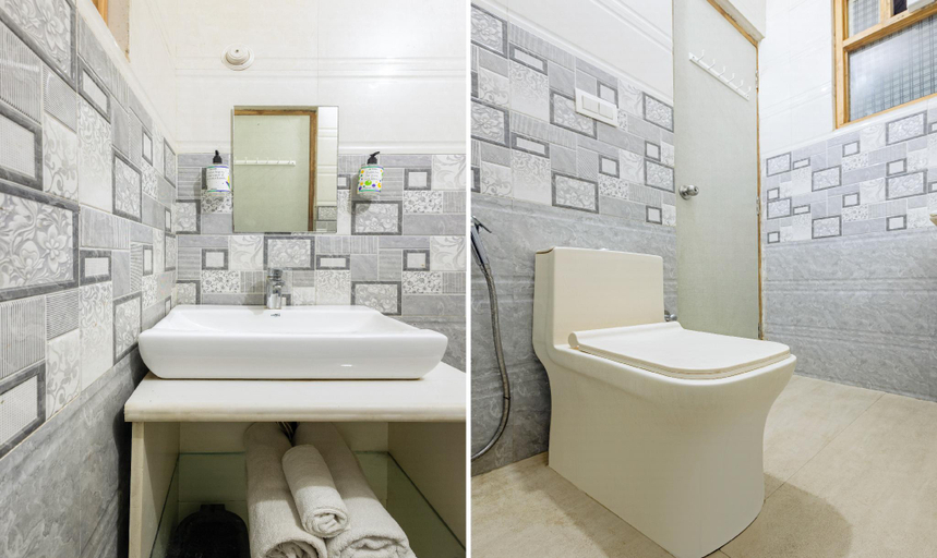 Bathroom 4, Treebo Shankuntalam, Near Lucknow Airport, Lucknow