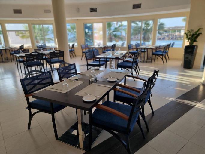Food & Drinks 5, Holiday Beach Resort, Dibba
