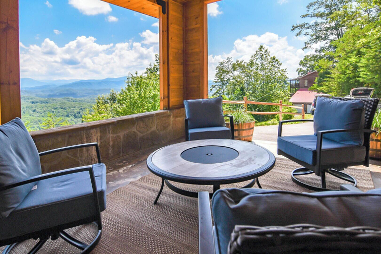 Others 5, Sky High View, Sevier