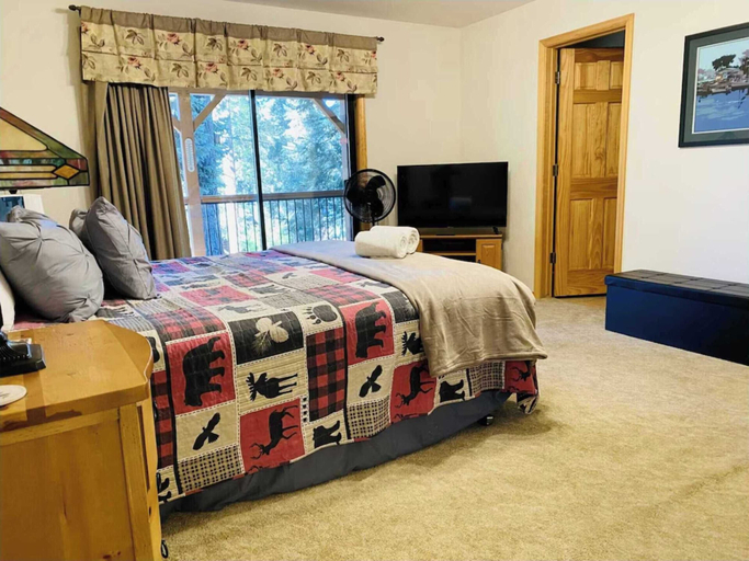 Bedroom 3, Hunter's Retreat in Upper Moonridge!, San Bernardino